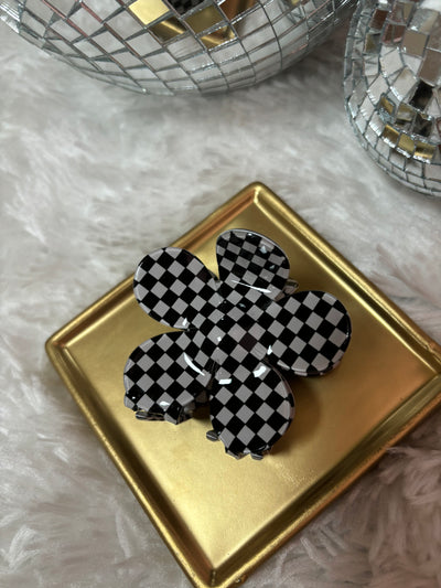 Checkered Flower Claw Clip
