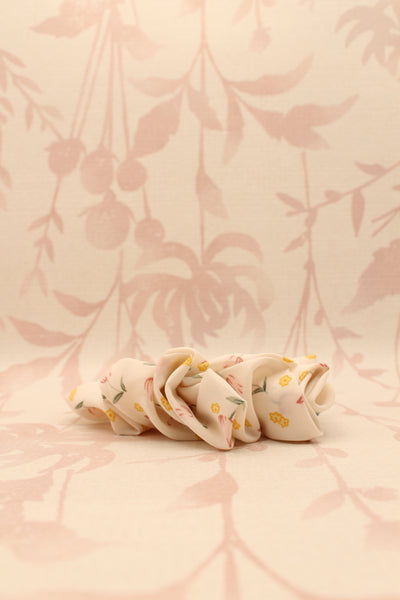Chiffon Floral Scrunchie | Ivory