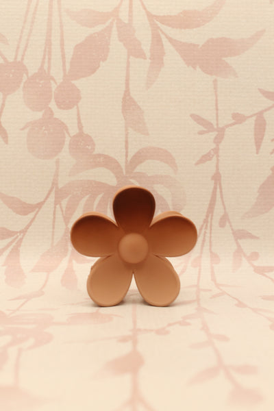 Matte Flower Hair Claw Clip | Ombre Brown