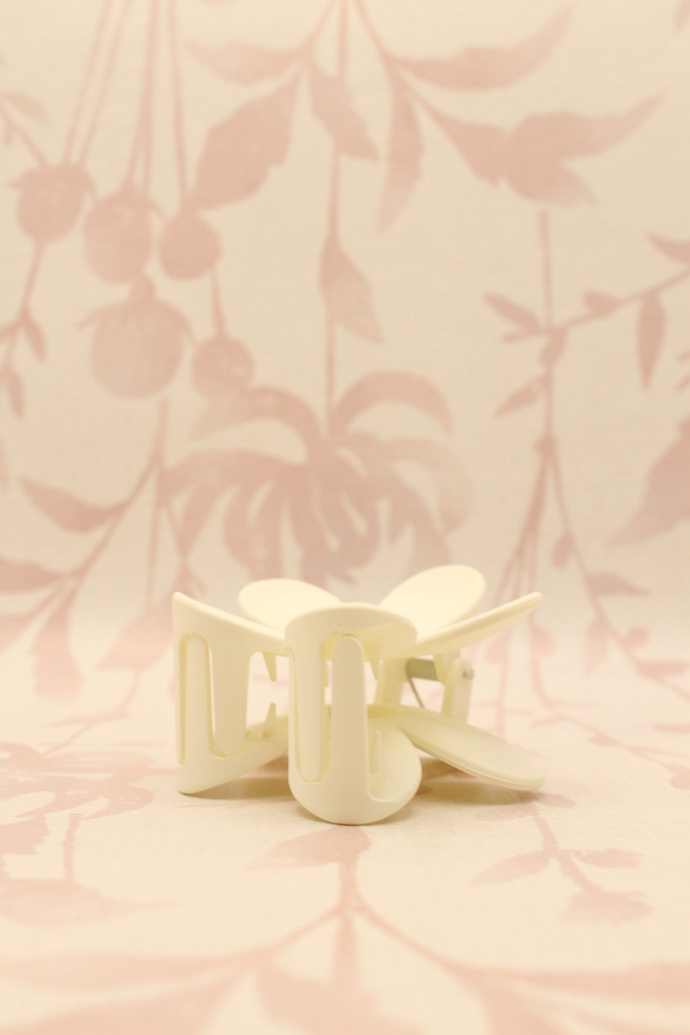 Matte Flower Hair Claw Clip | Off White
