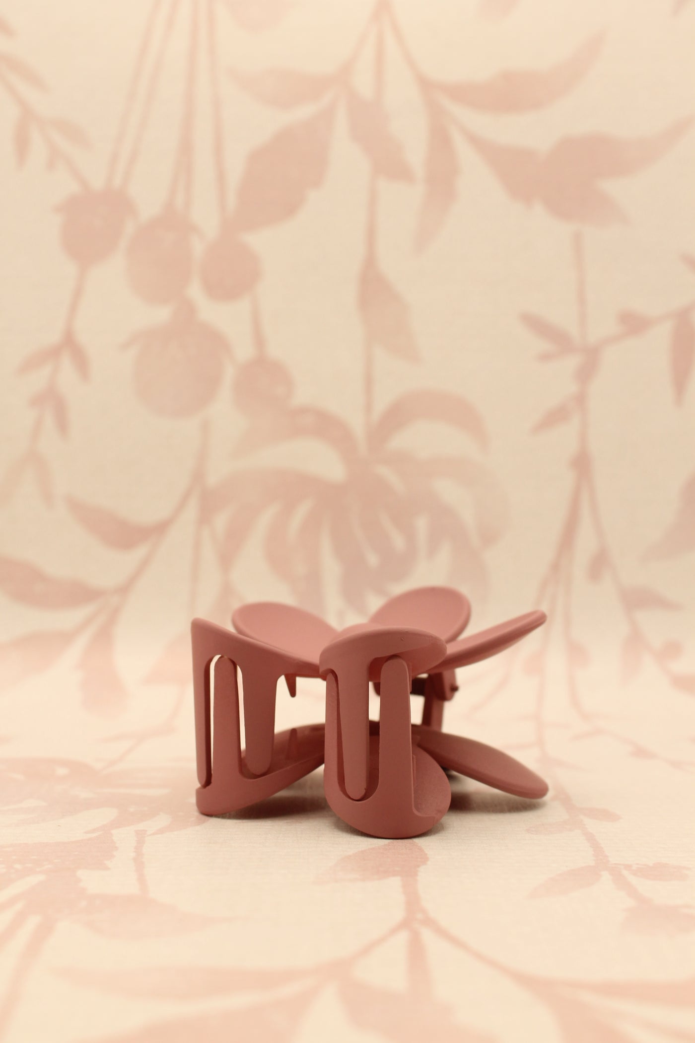 Matte Flower Hair Claw Clip | Mauve