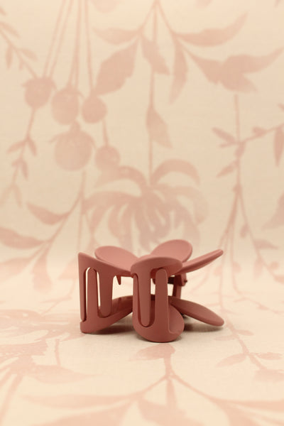 Matte Flower Hair Claw Clip | Mauve