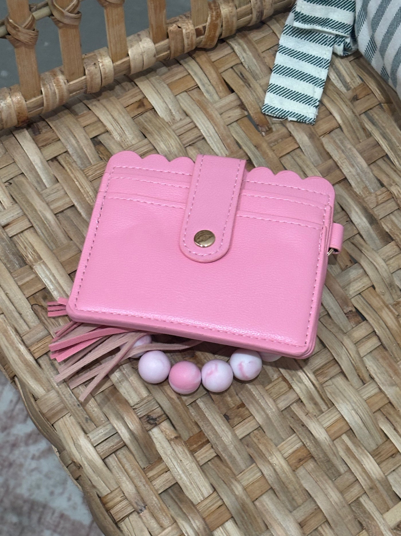 Beaded Bracelet Keychain Wallet | Pink