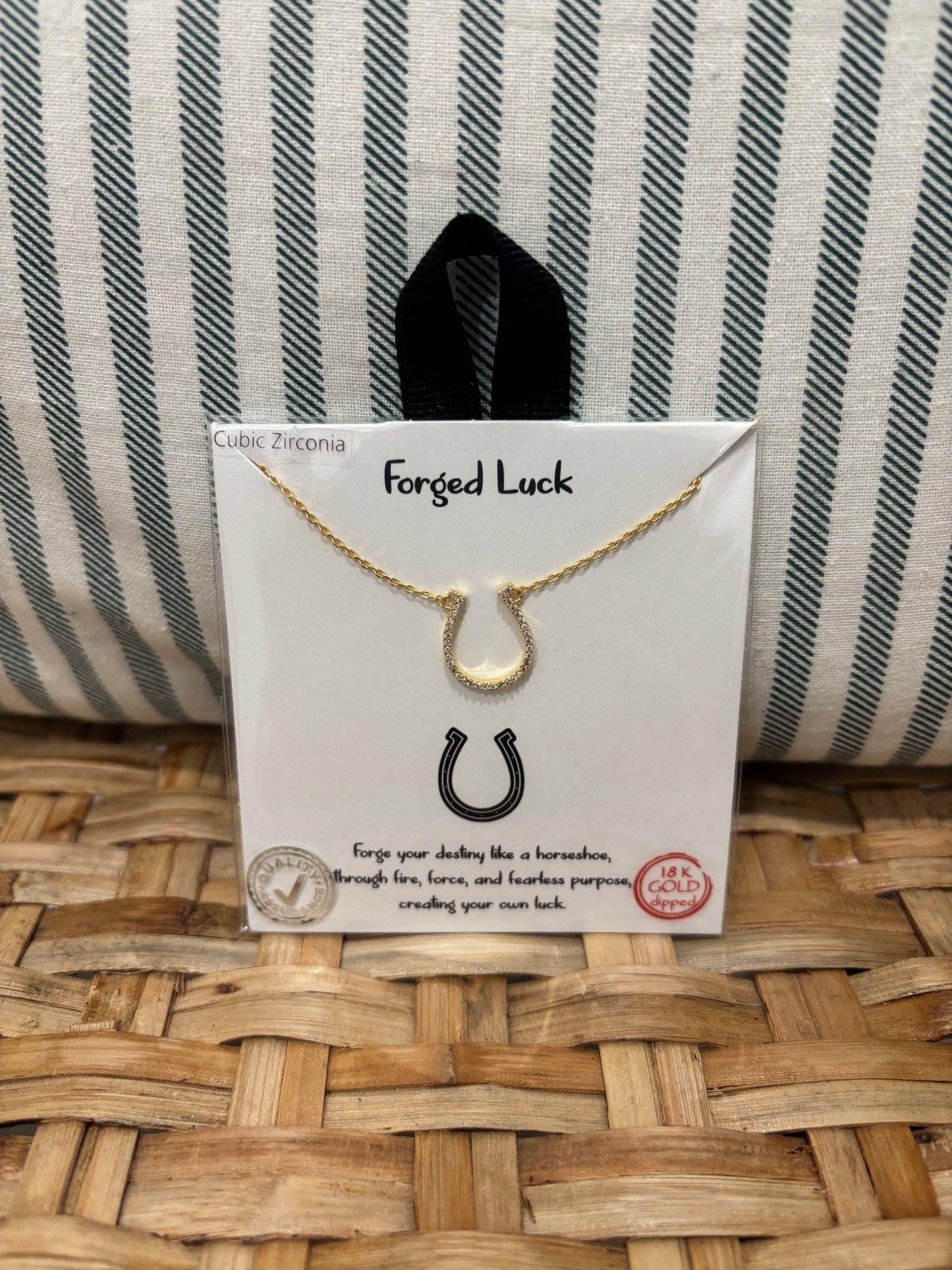 Horse Shoe Pendant Necklace