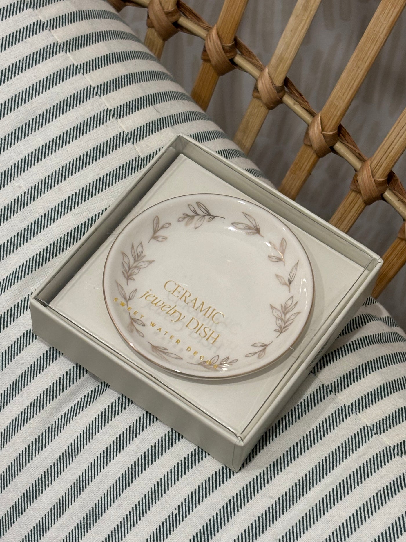 Jewelry Dish | Gold Leaves