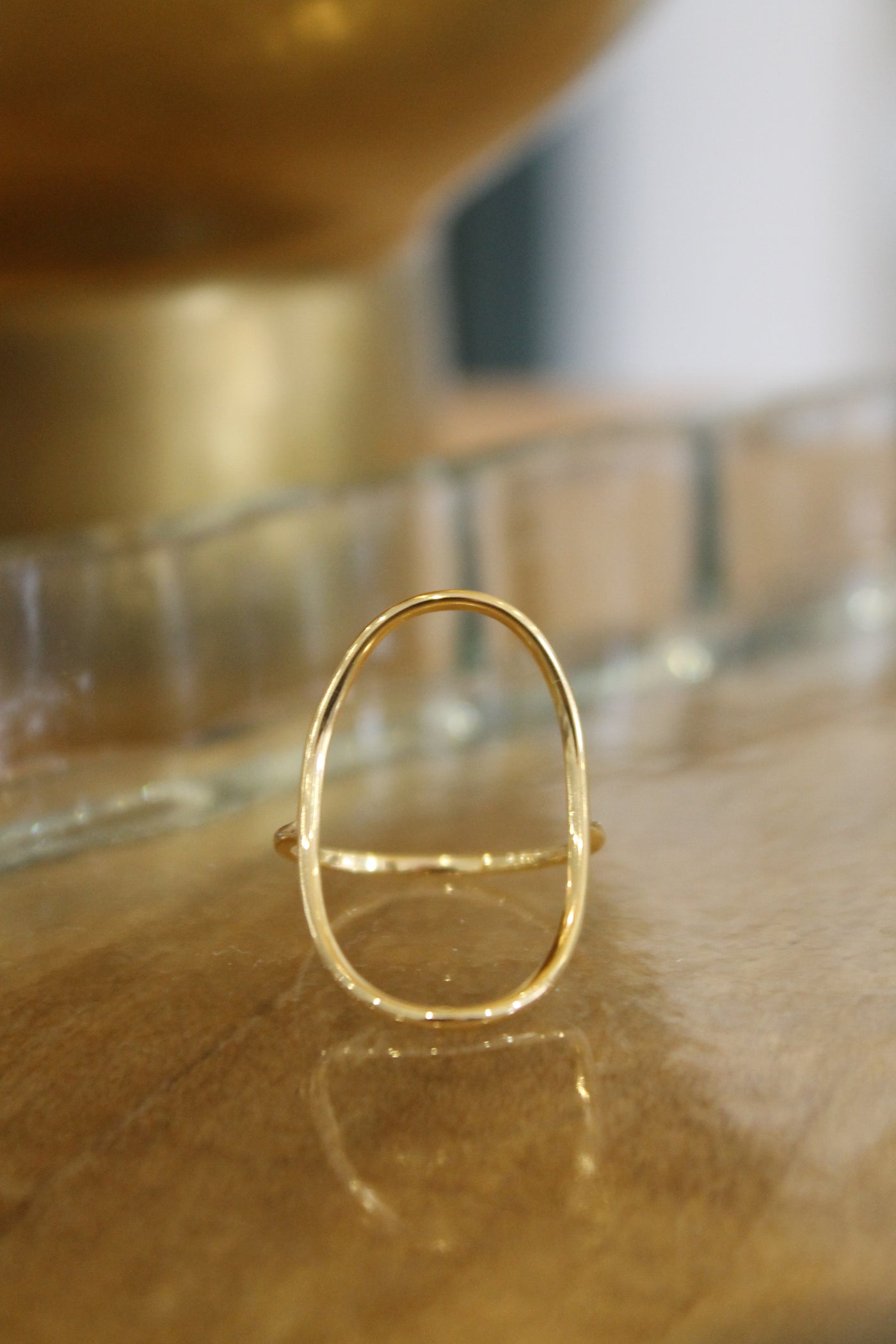 Curved Oval Ring | Gold