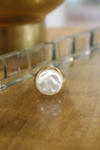Pearl Top Signet Band Ring