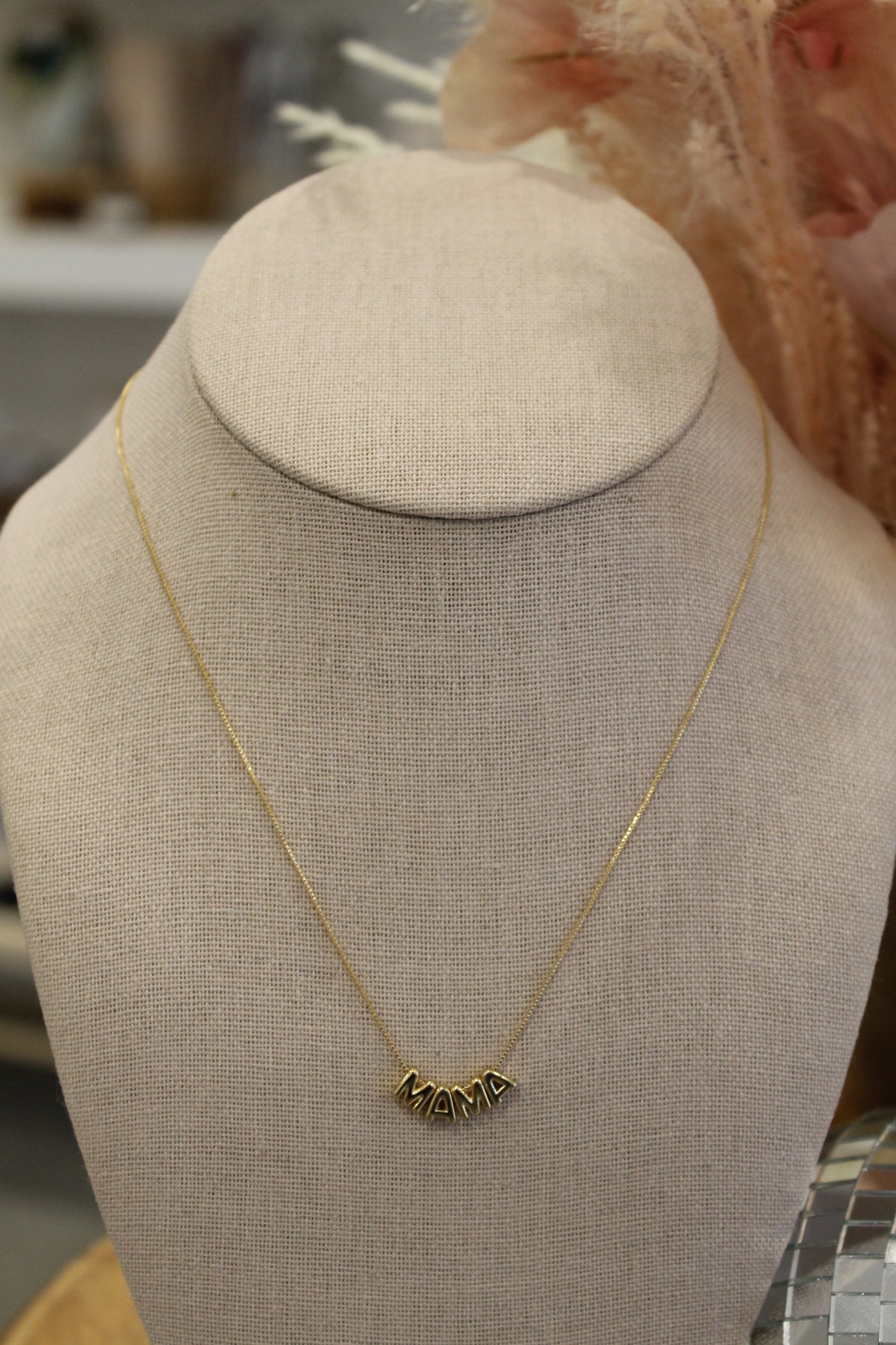 Mama Letters Chain Necklace | Gold