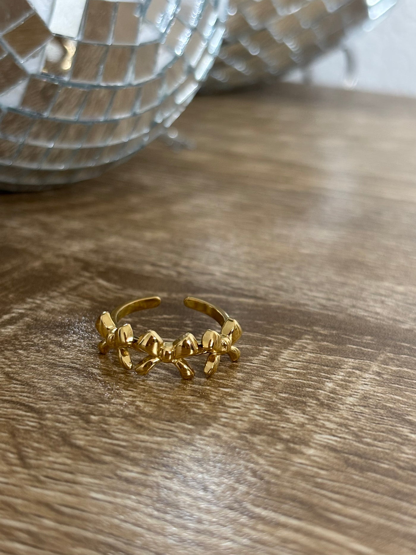 Gold Three Bow Ring