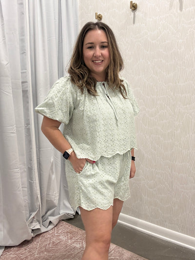 Eyelet Puff Sleeve Top