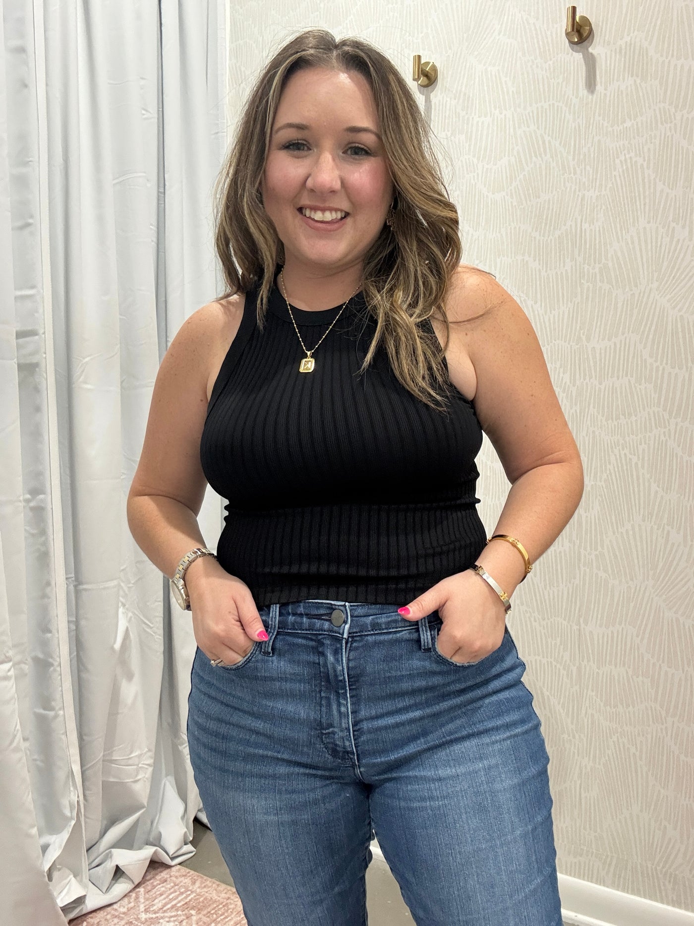 Seamless Ribbed Crop Tank Top | Black