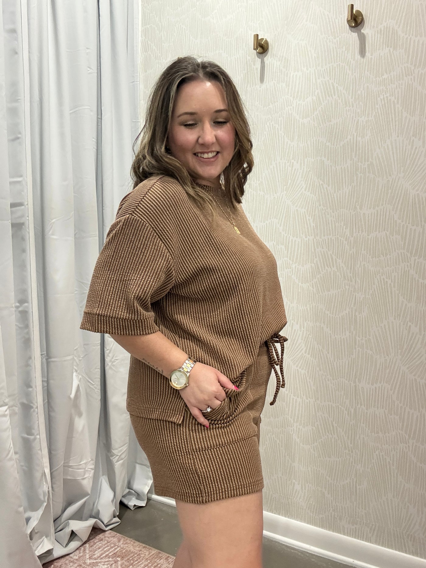 Ryleigh Drawstring Shorts | Deep Camel