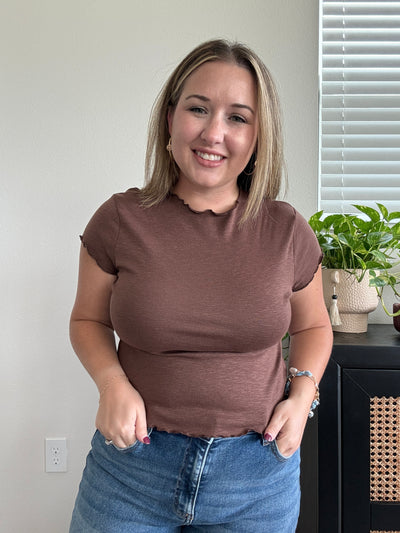 Lettuce Trim Cropped Tee | Brown