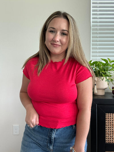 Lettuce Trim Cropped Tee | Red