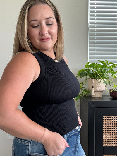 Seamless Cropped Tank | Black