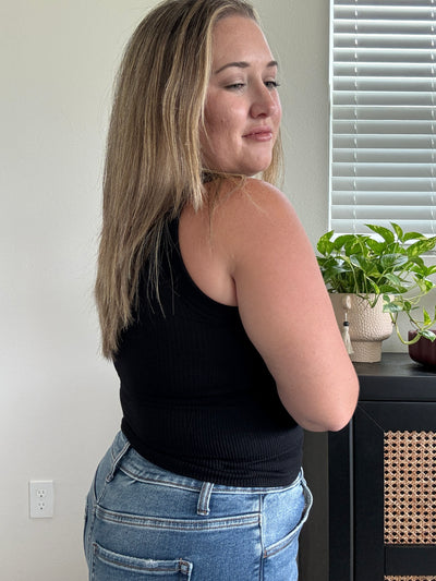 Seamless Cropped Tank | Black