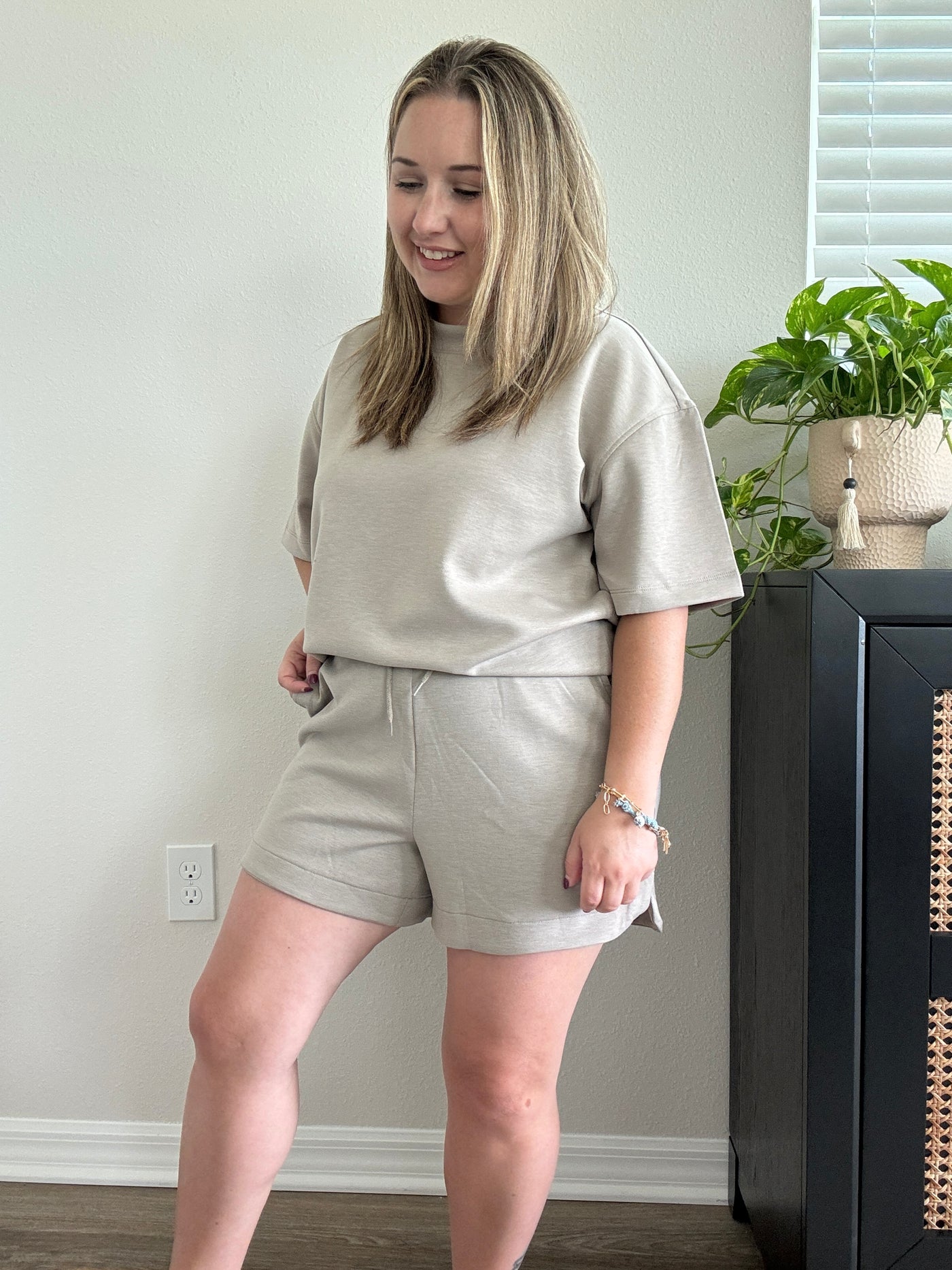 Scuba Dolphin Top | Ash Mocha
