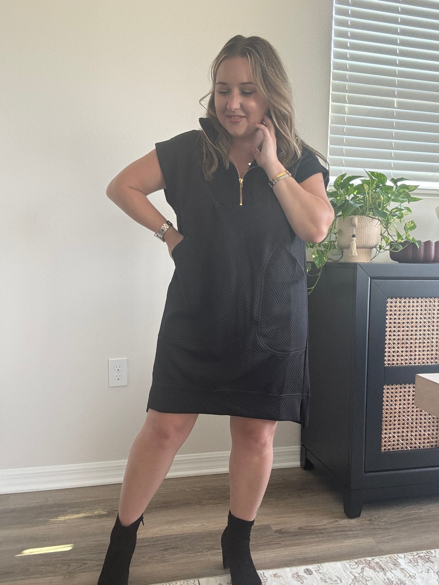 Textured Knit Quarter Zipper Dress