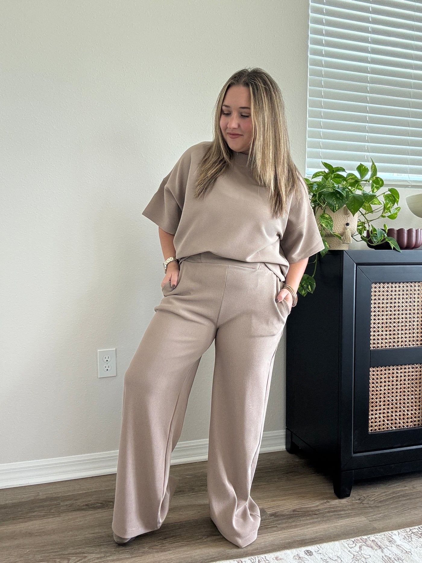 Ribbed Elastic Waist Pants | Cocoa
