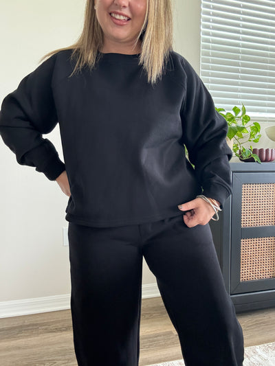 Fleece Raglan Sleeve Pullover | Black