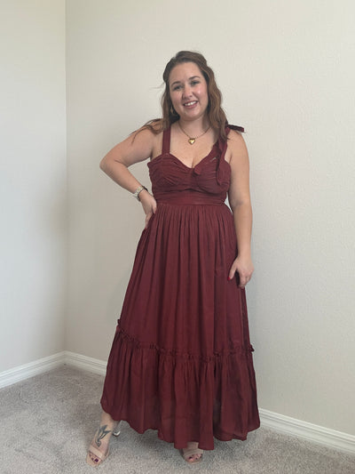 Camryn Sweetheart Ruffle Hem Midi Dress