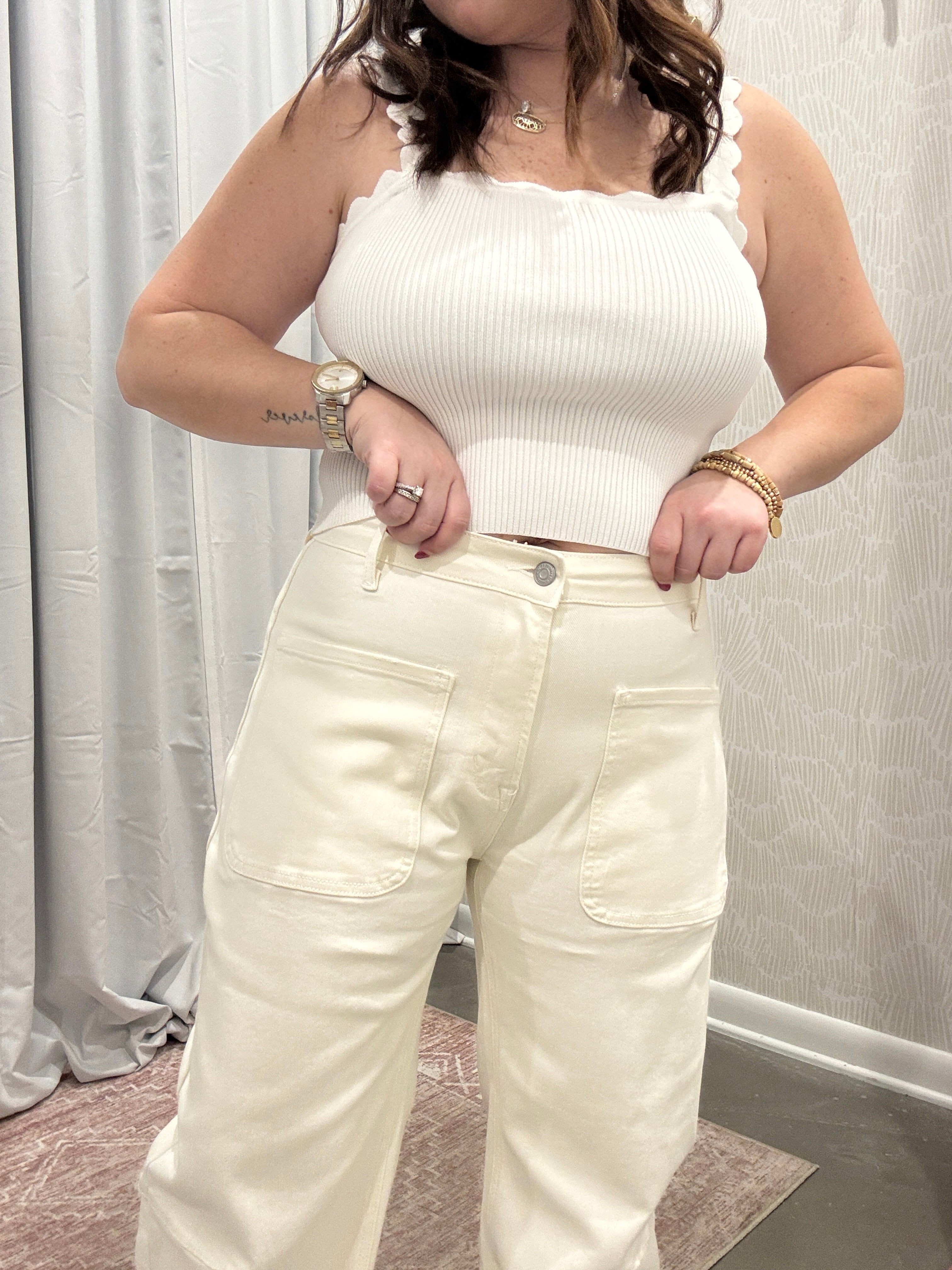 Ivory Fray Hem Barrel Jeans