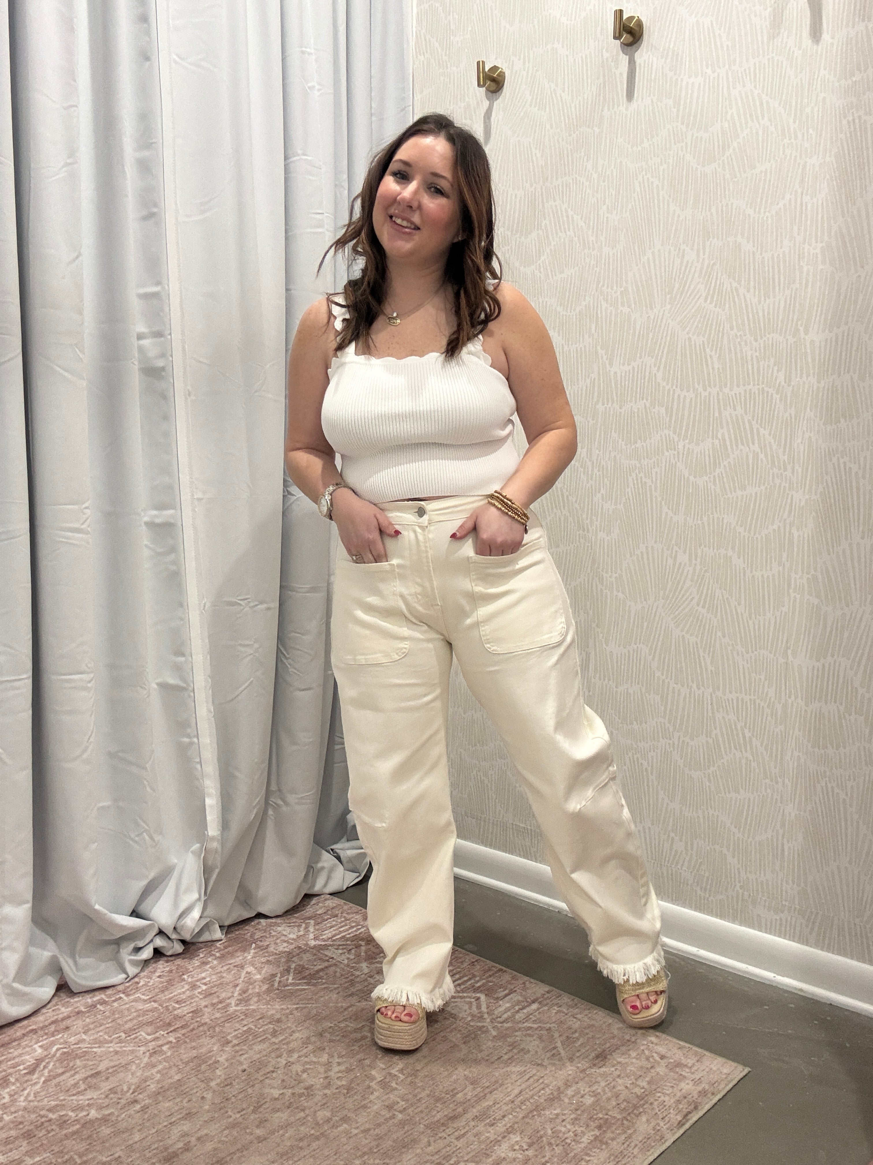 Ivory Fray Hem Barrel Jeans
