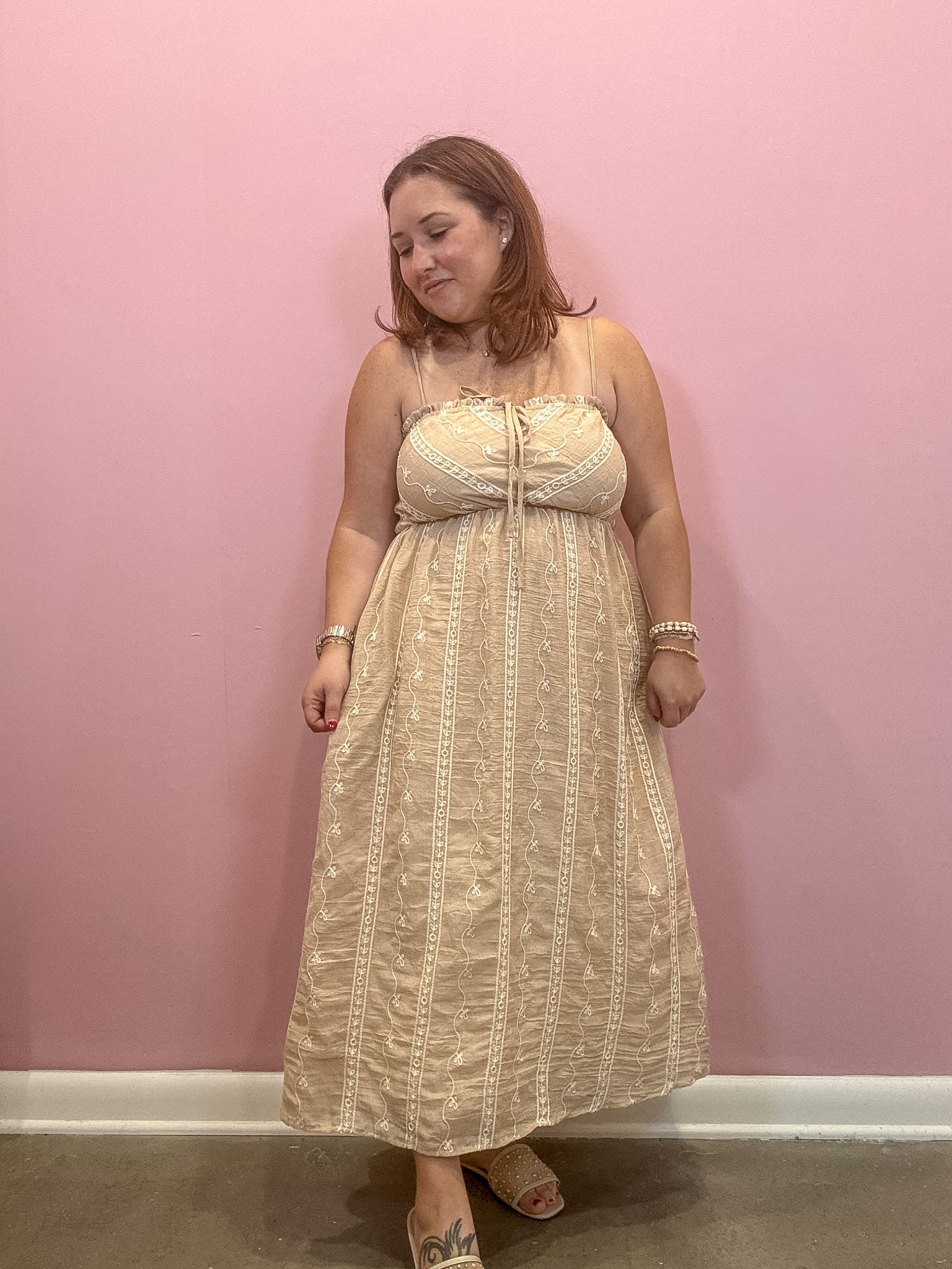 Embroidery Midi Dress
