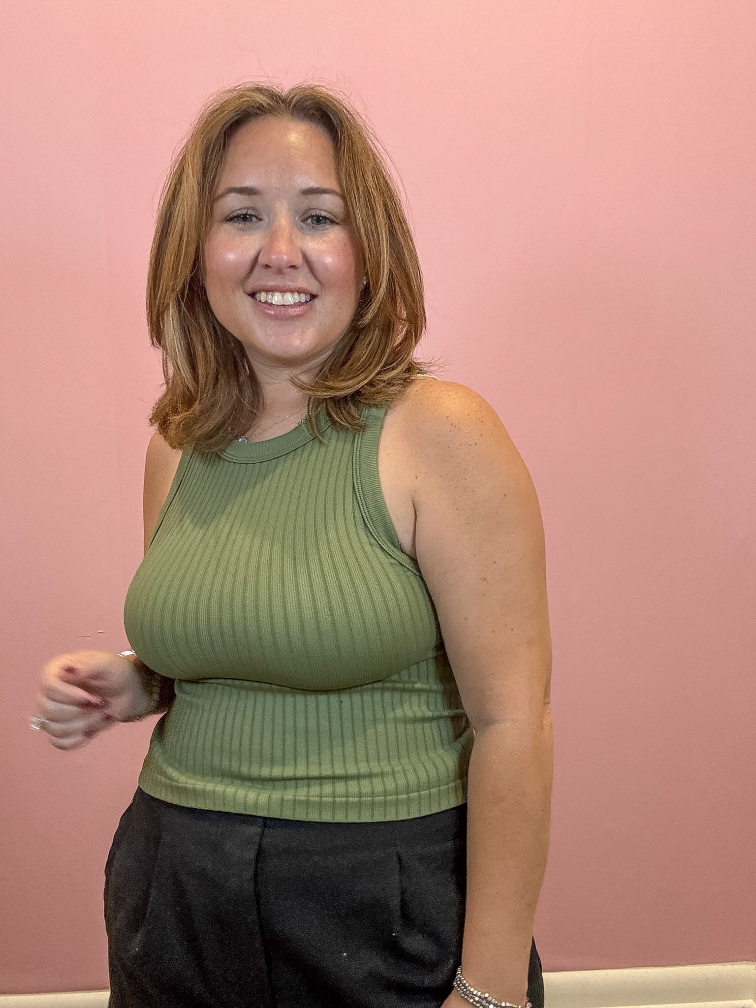 Seamless Ribbed Crop Tank Top | Olive