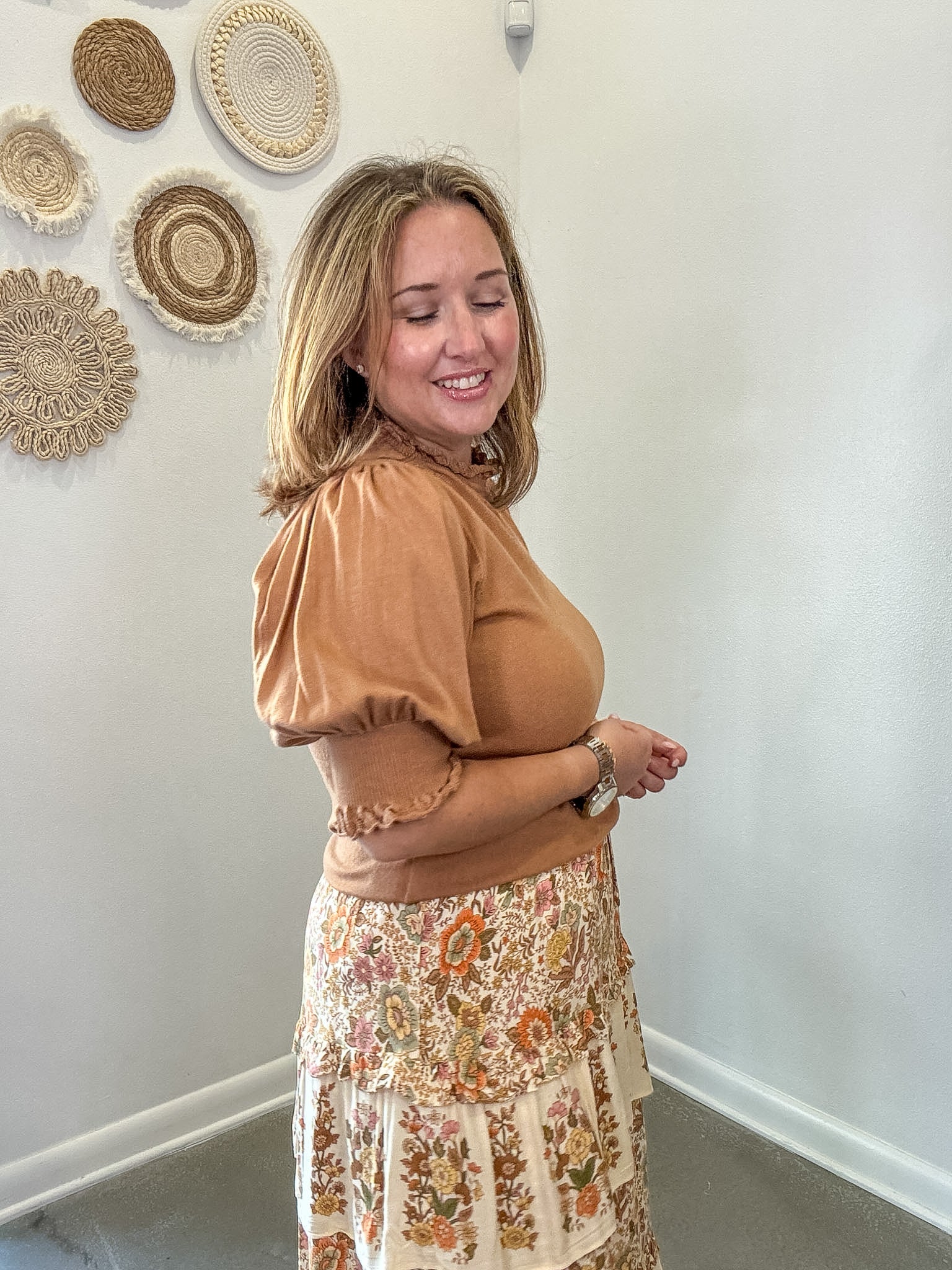Ruffle Trim Puff Sleeve Top