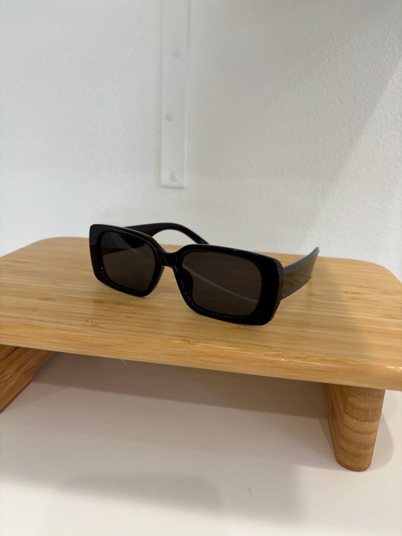 Chloe Rectangle Sunglasses | Black