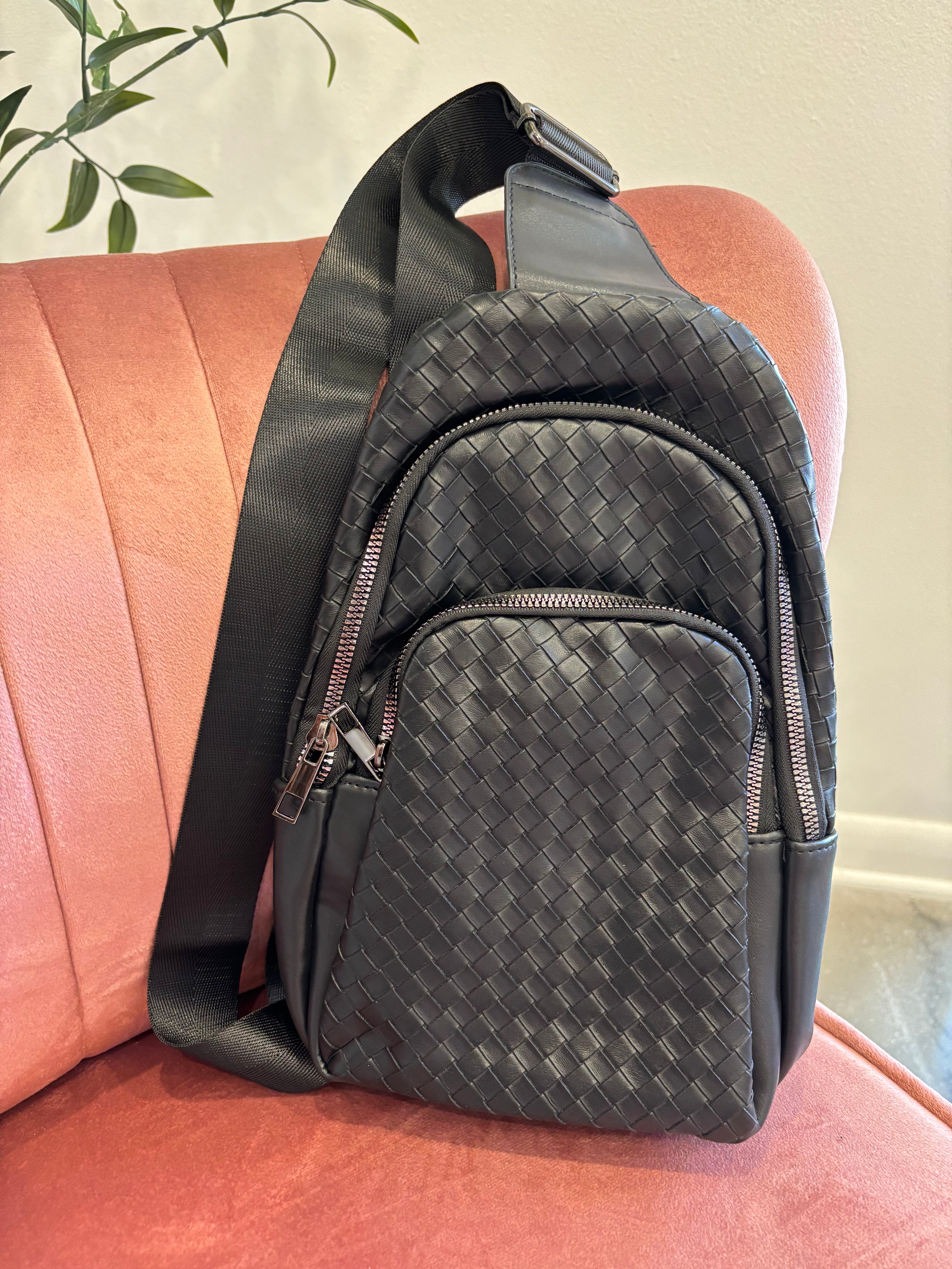 Braided Weave Sling Bag | Black