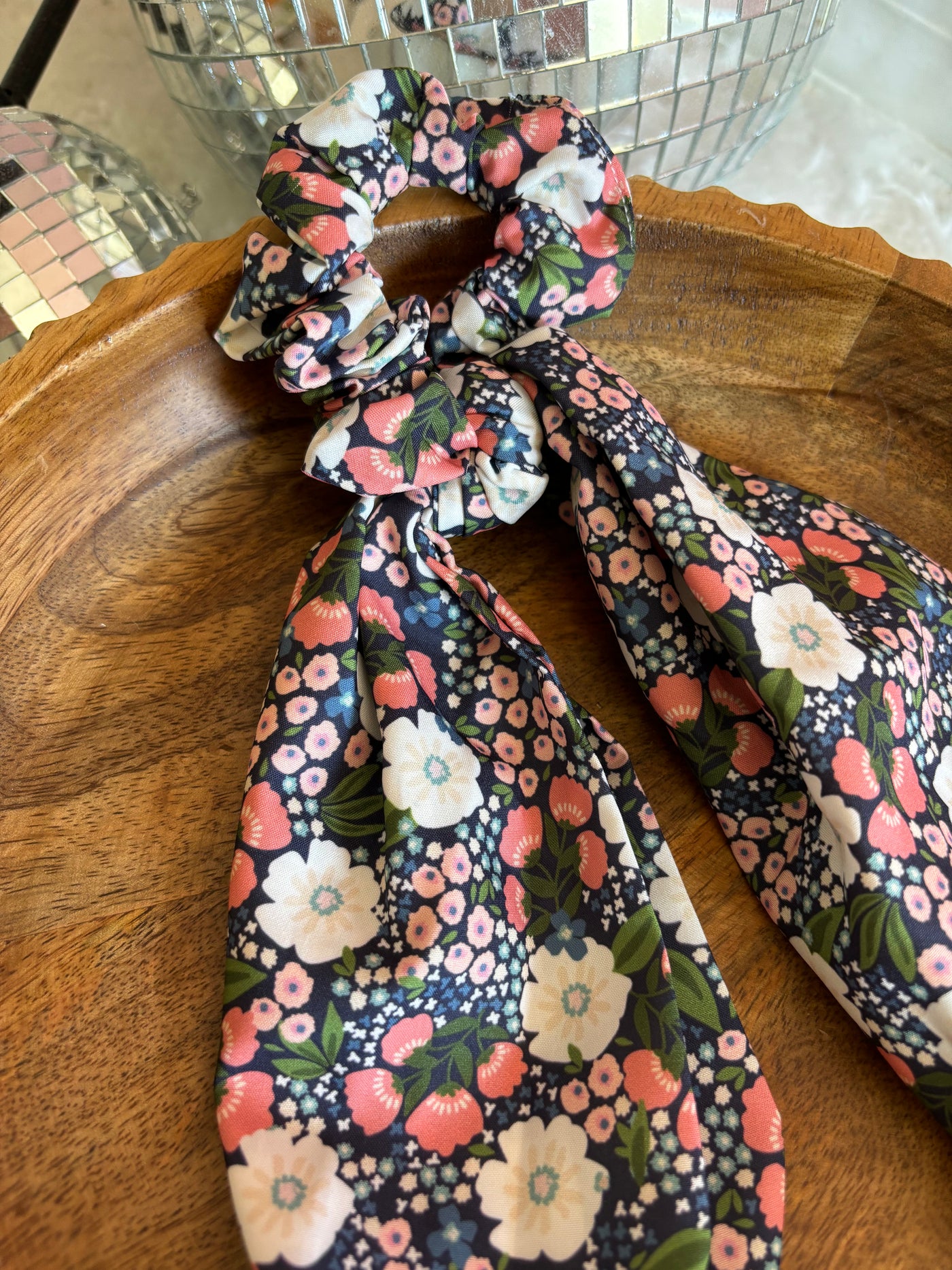 Scarf scrunchie with flowers