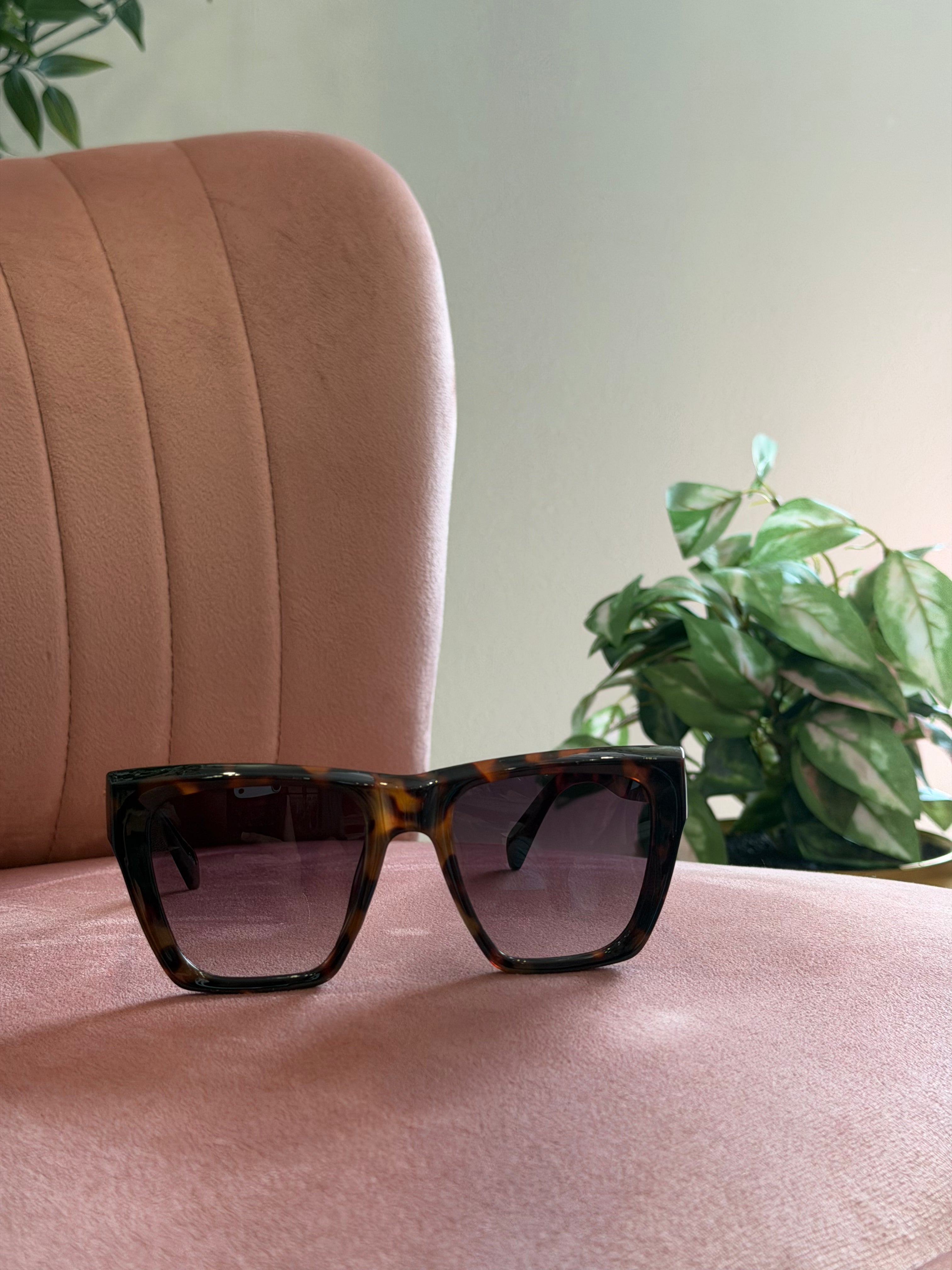 Square Frame Sunglasses | Tortoise Brown with Black Lenses