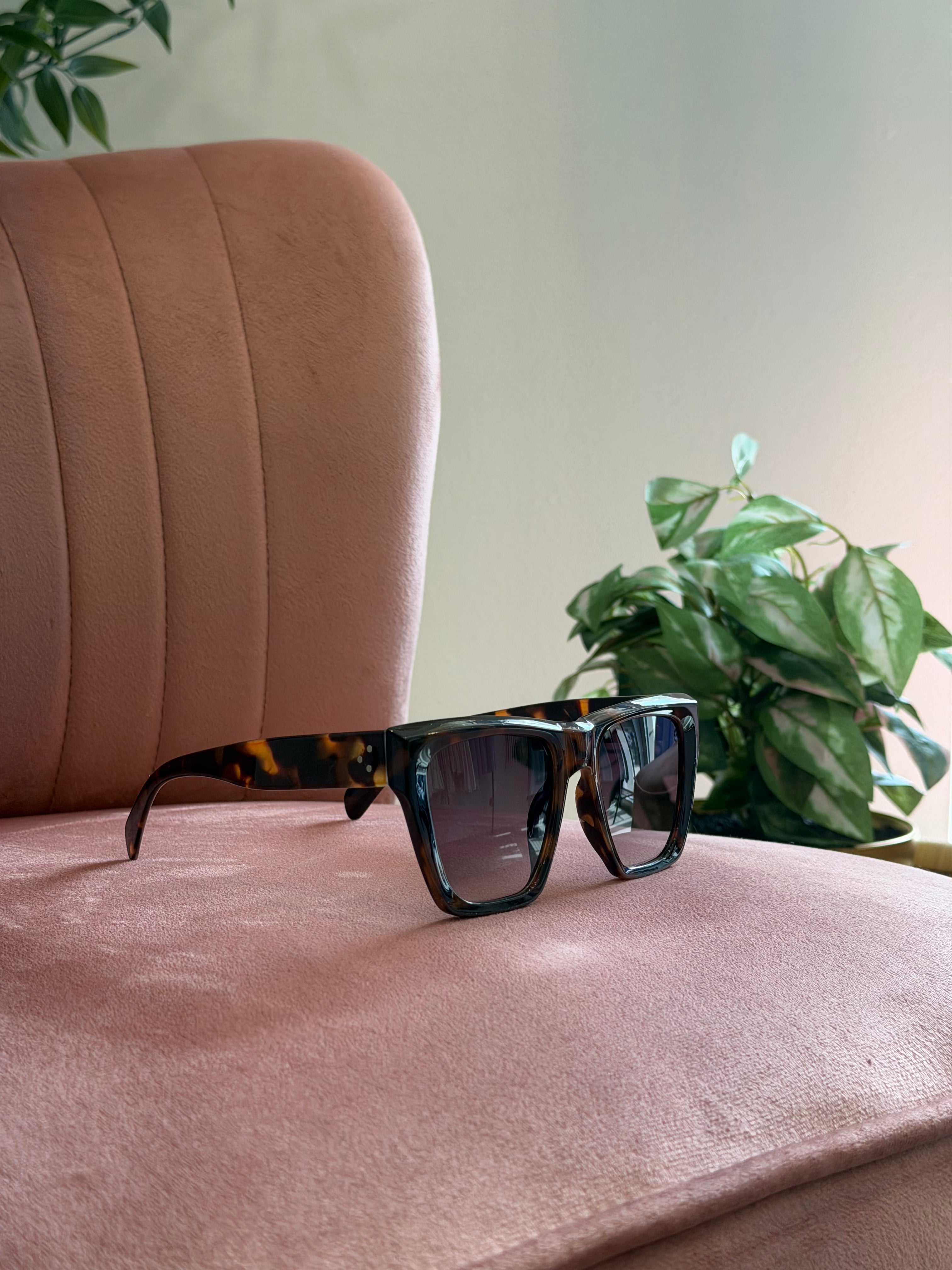 Square Frame Sunglasses | Tortoise Brown with Black Lenses