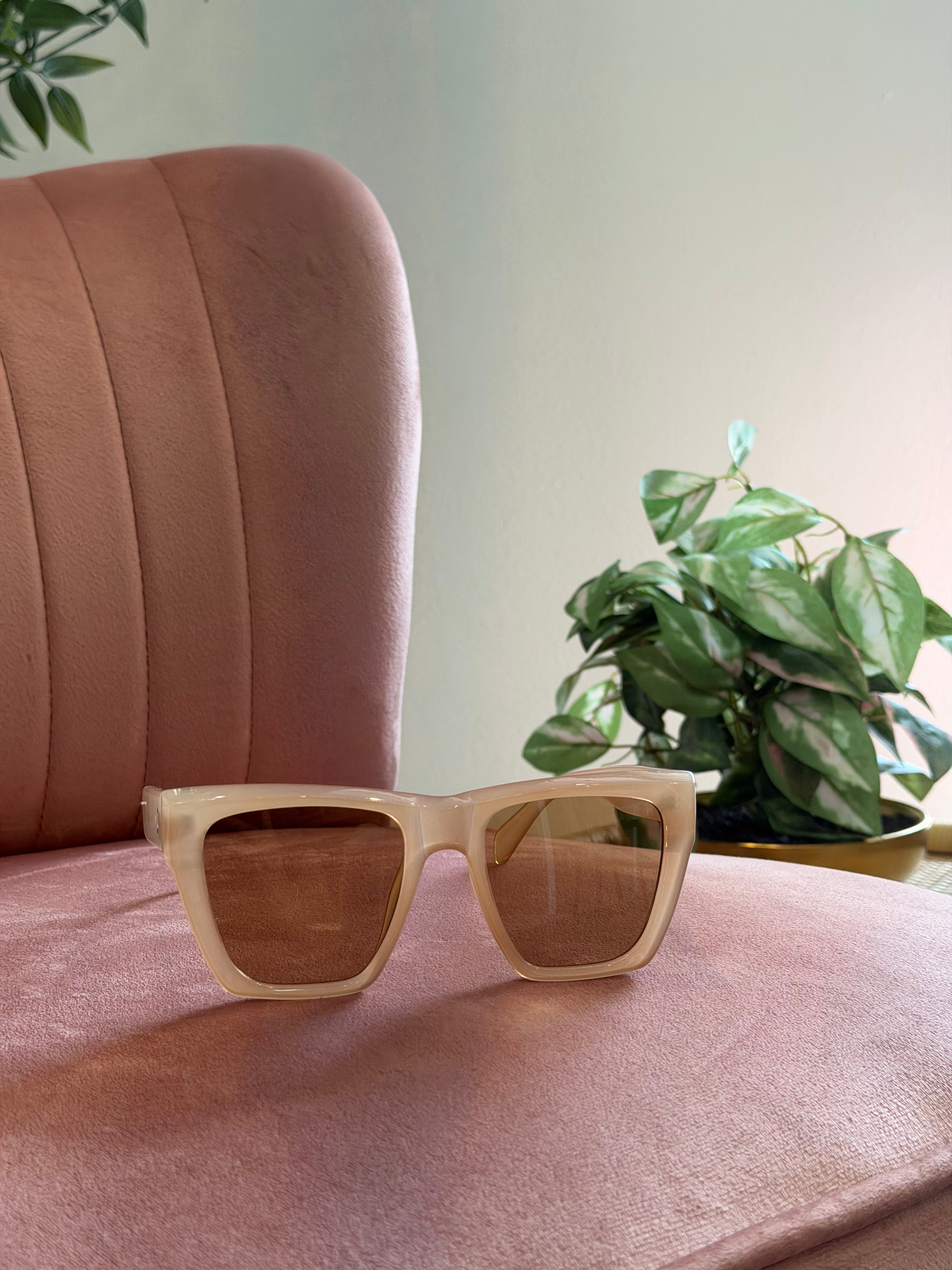 Square Frame Sunglasses | Clear Brown with Brown Lenses
