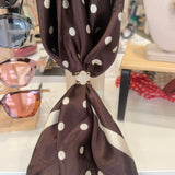 Scarf Holder Slider Ring | Closed Clover