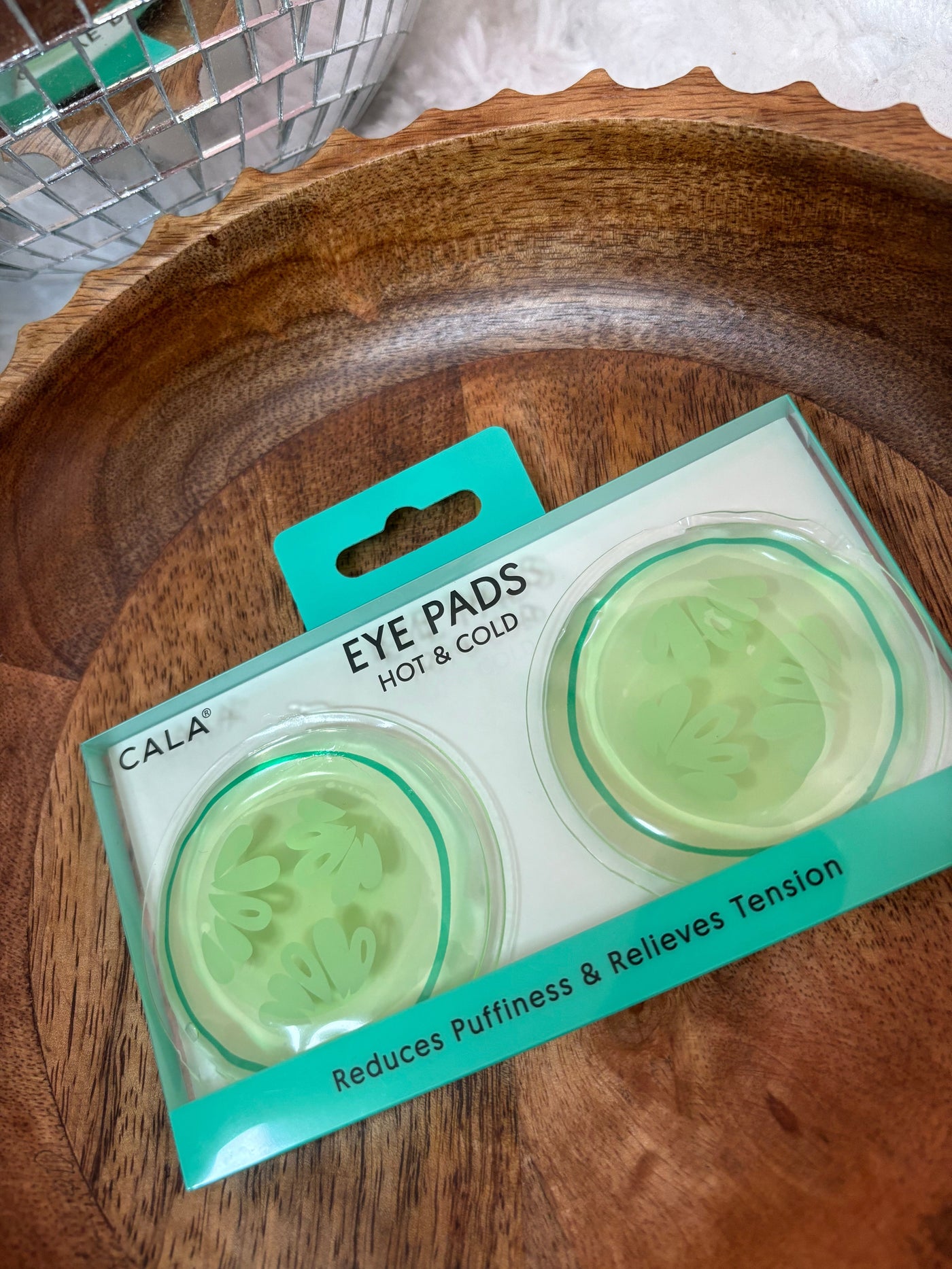 hot and hot eye pads