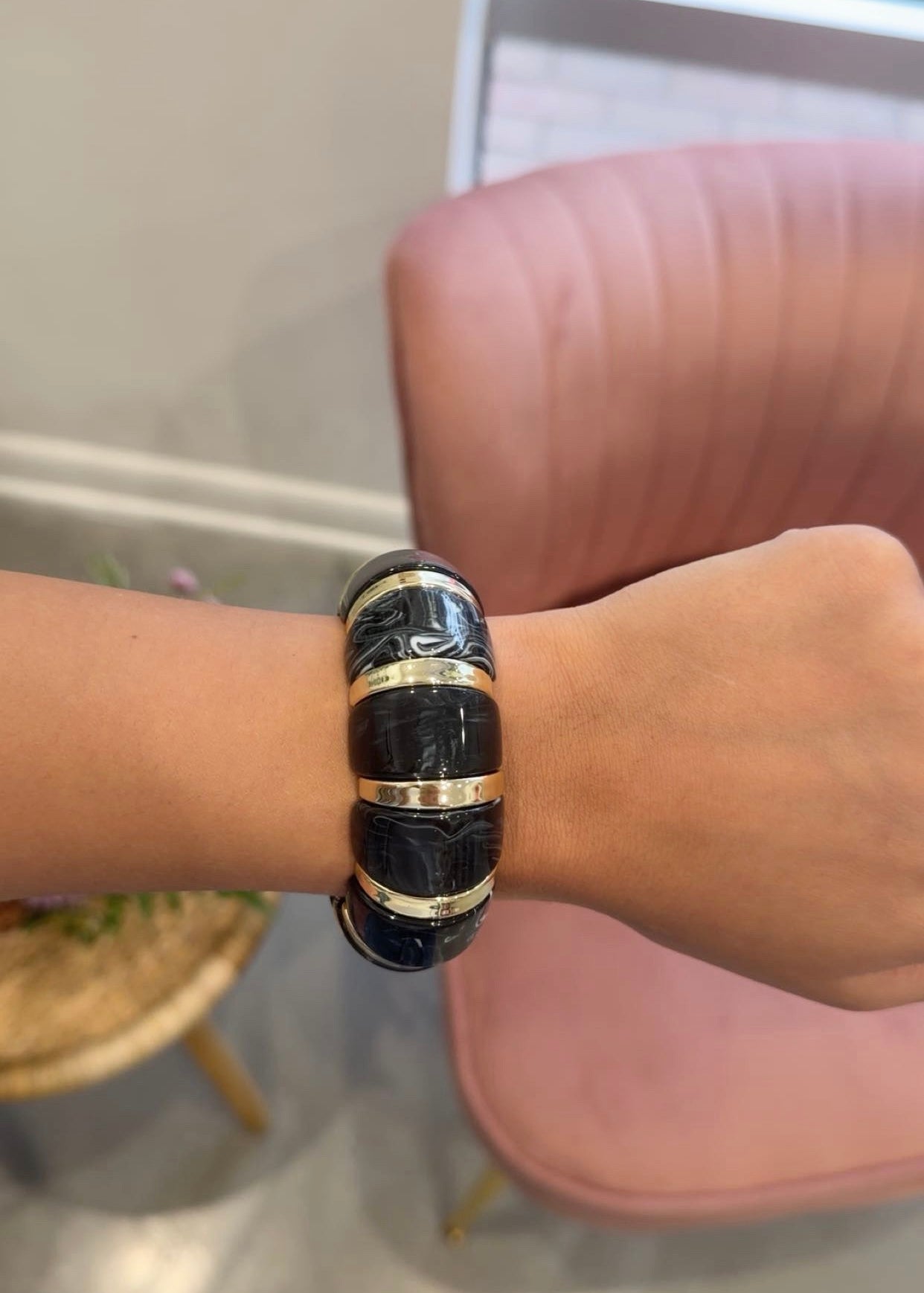 Color-Block Acrylic Bracelet | Black