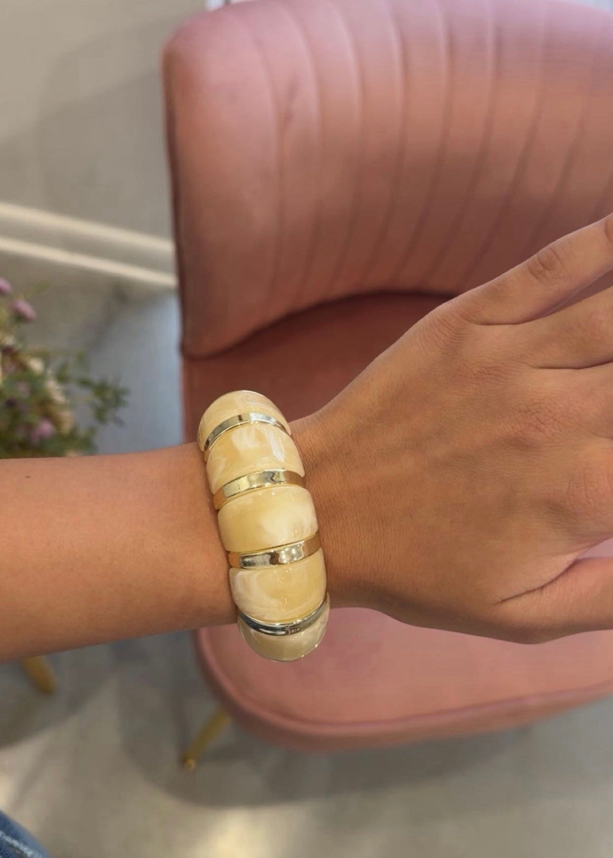 Color-Block Acrylic Bracelet | Cream