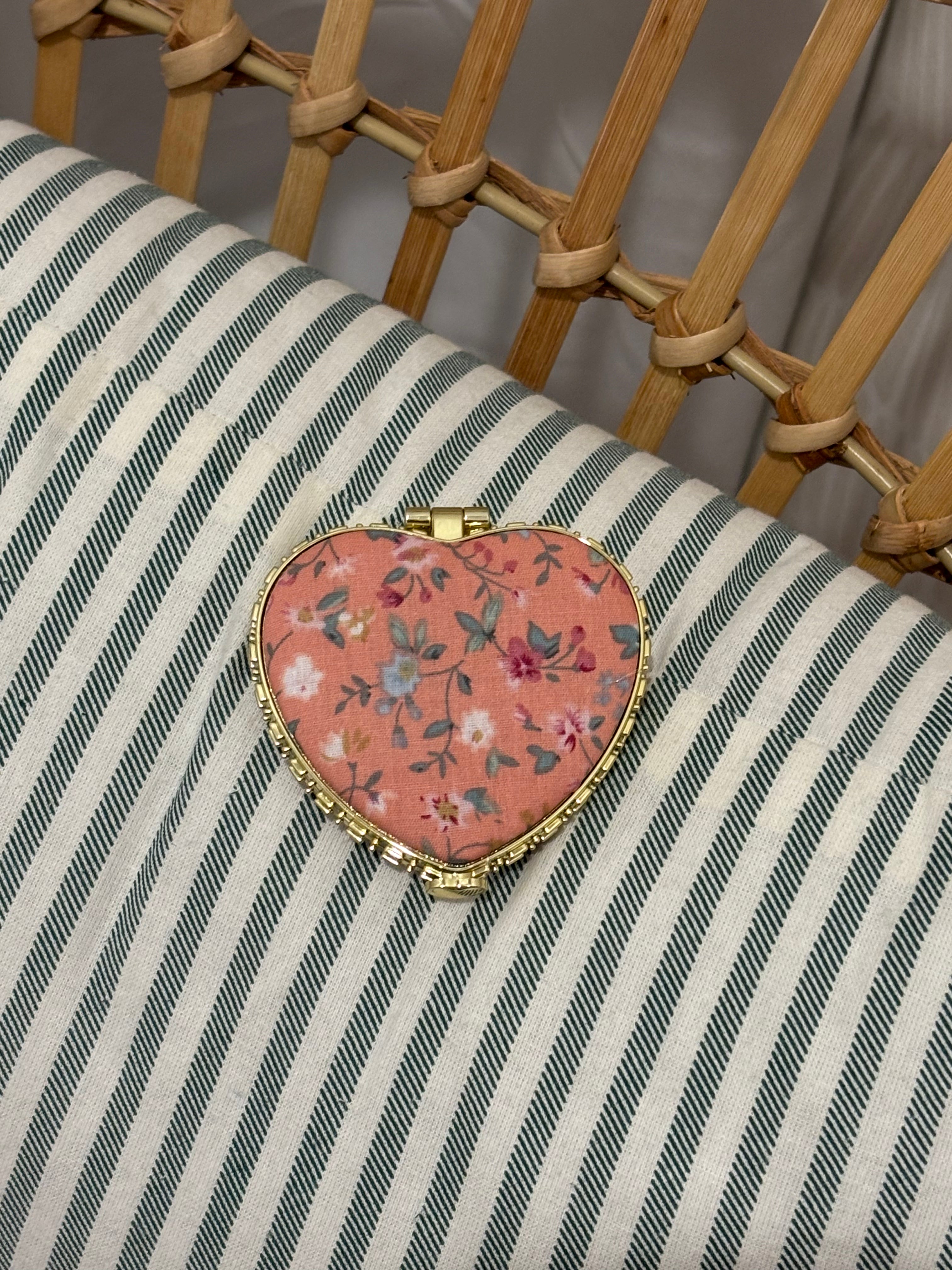 Compact Floral Mirror | Pink