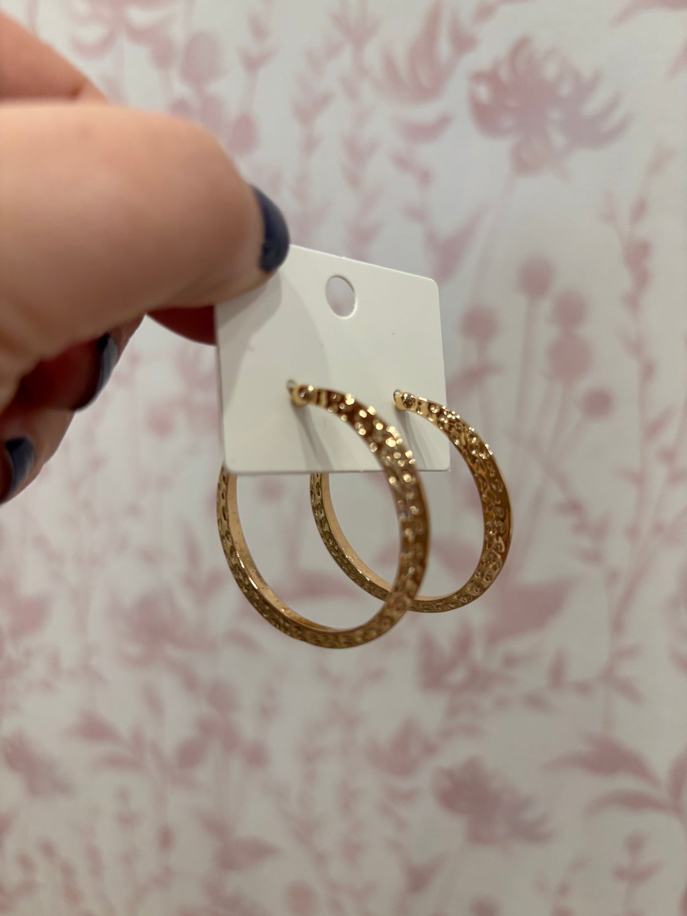 Hammered Hoop Earring | Gold
