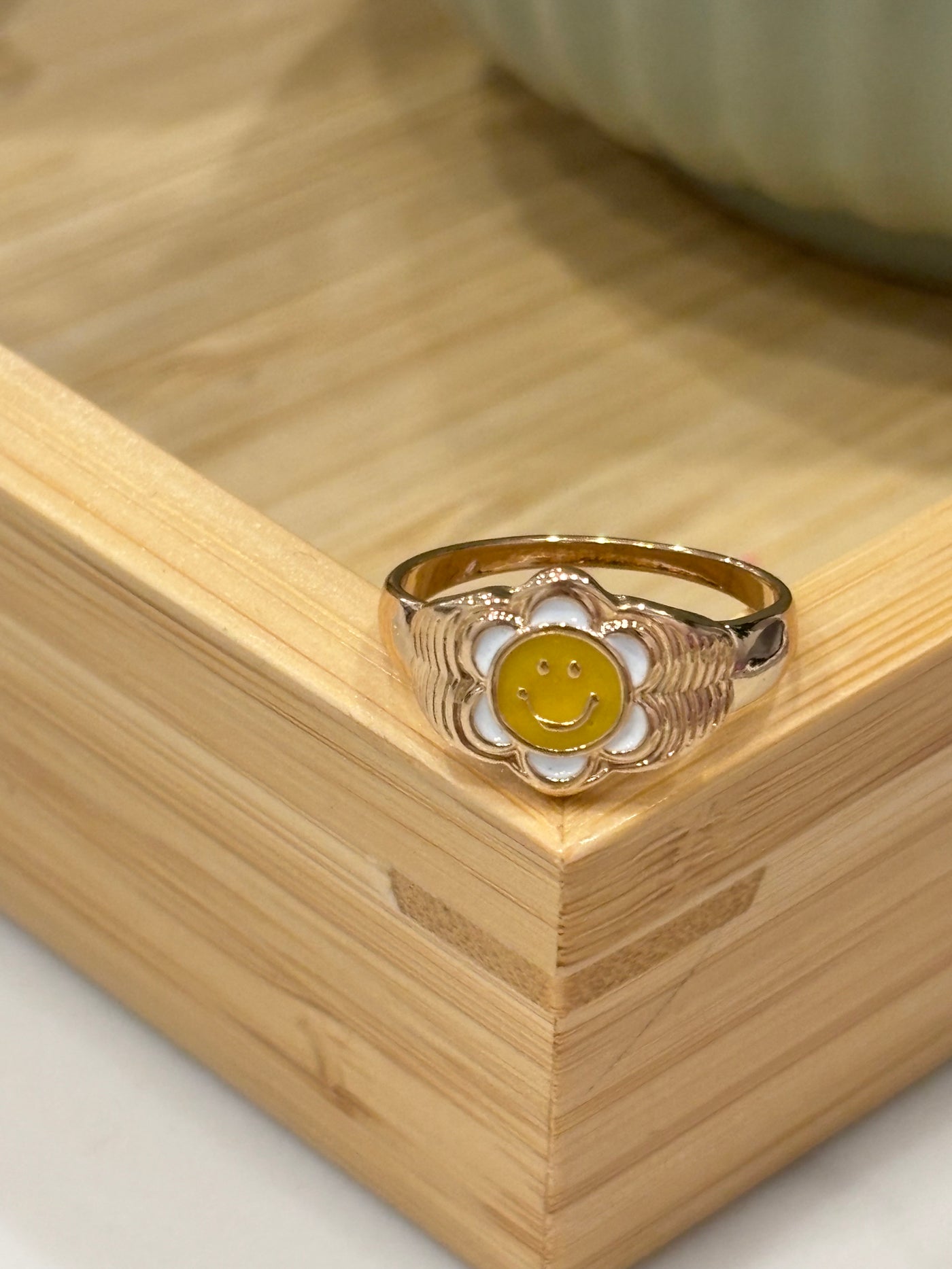 Yellow Smiley Rhinestone Ring