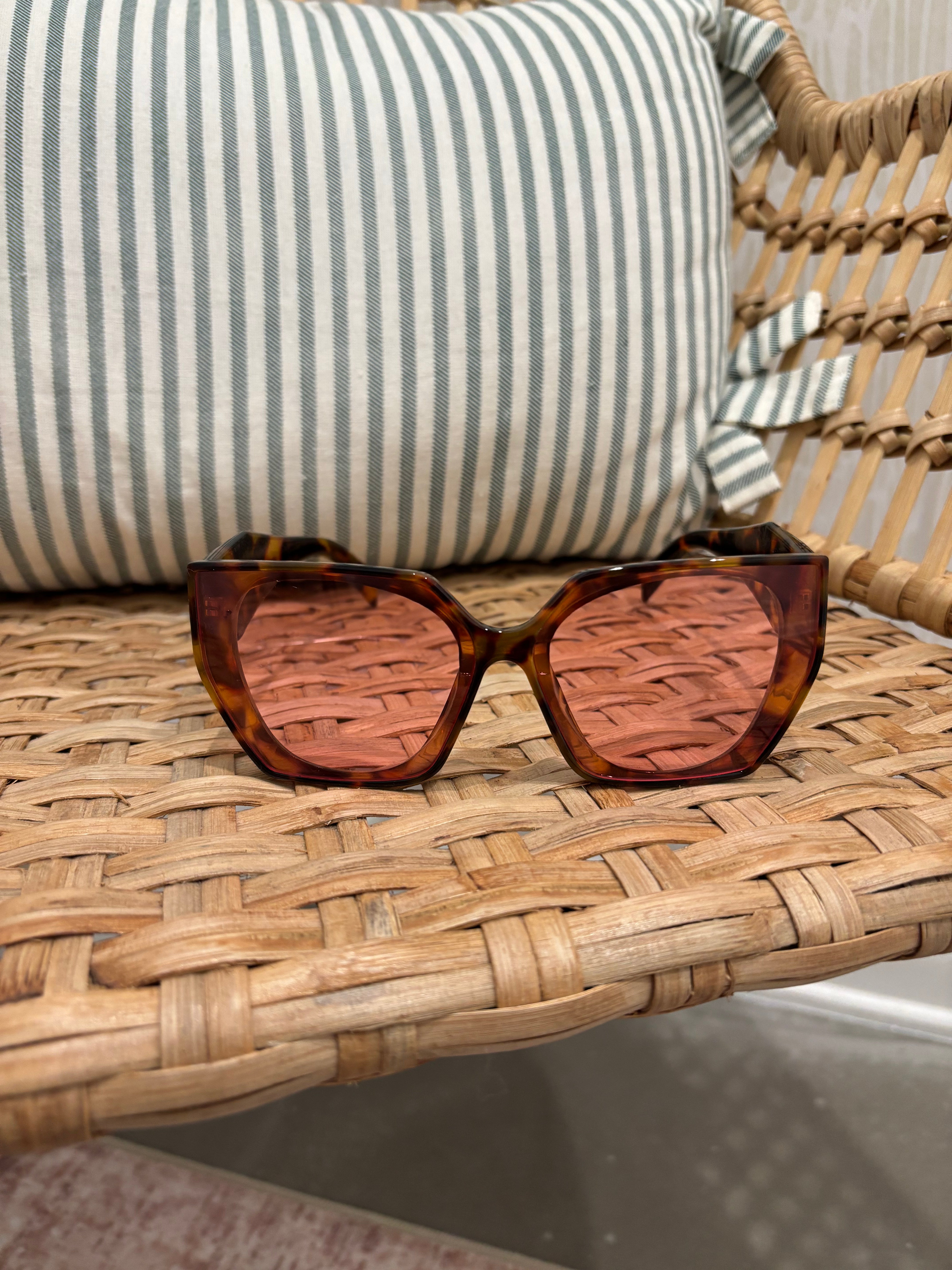 Rectangular Cat-Eye Sunglasses | Tortoise