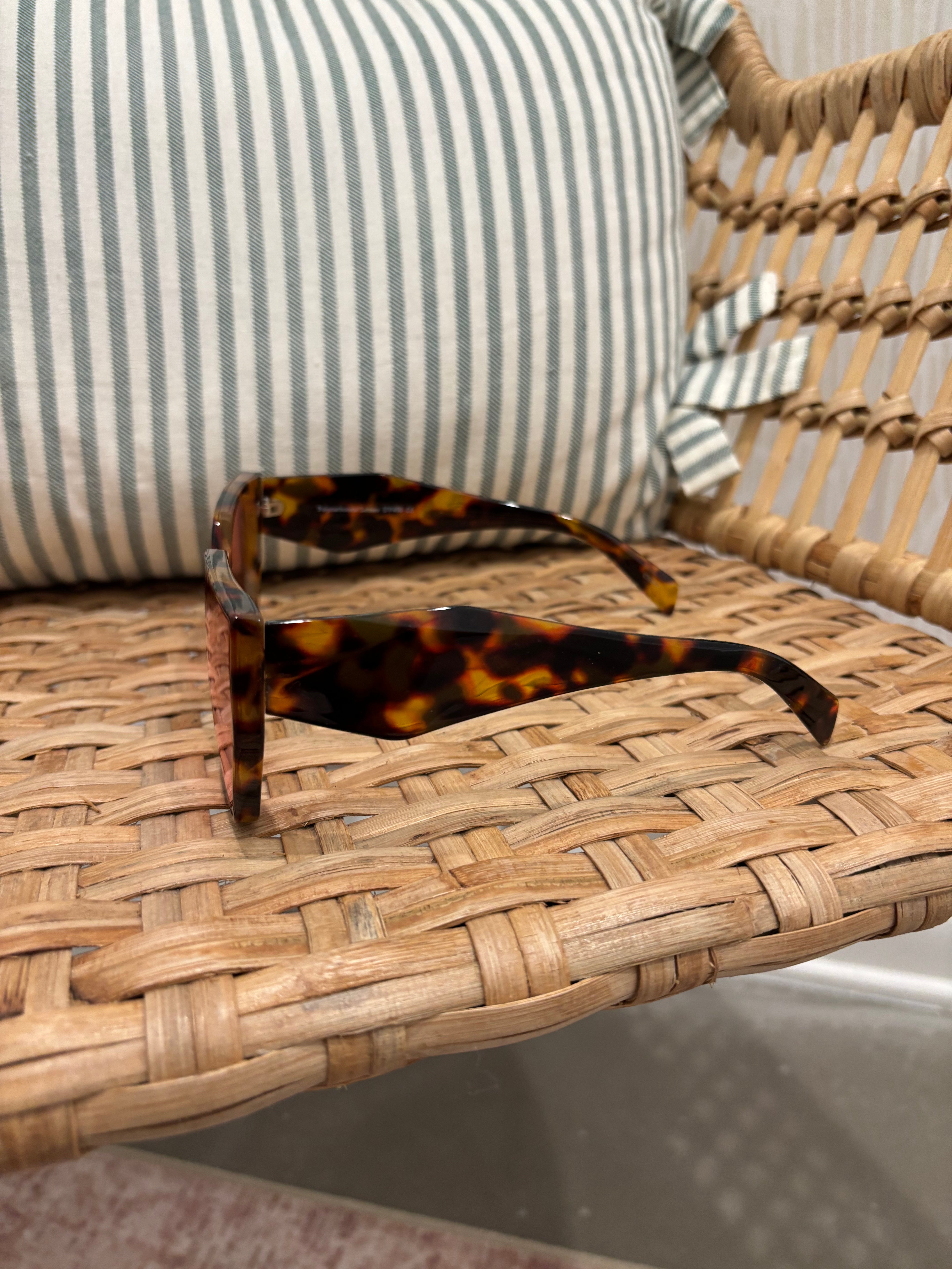 Rectangular Cat-Eye Sunglasses | Tortoise