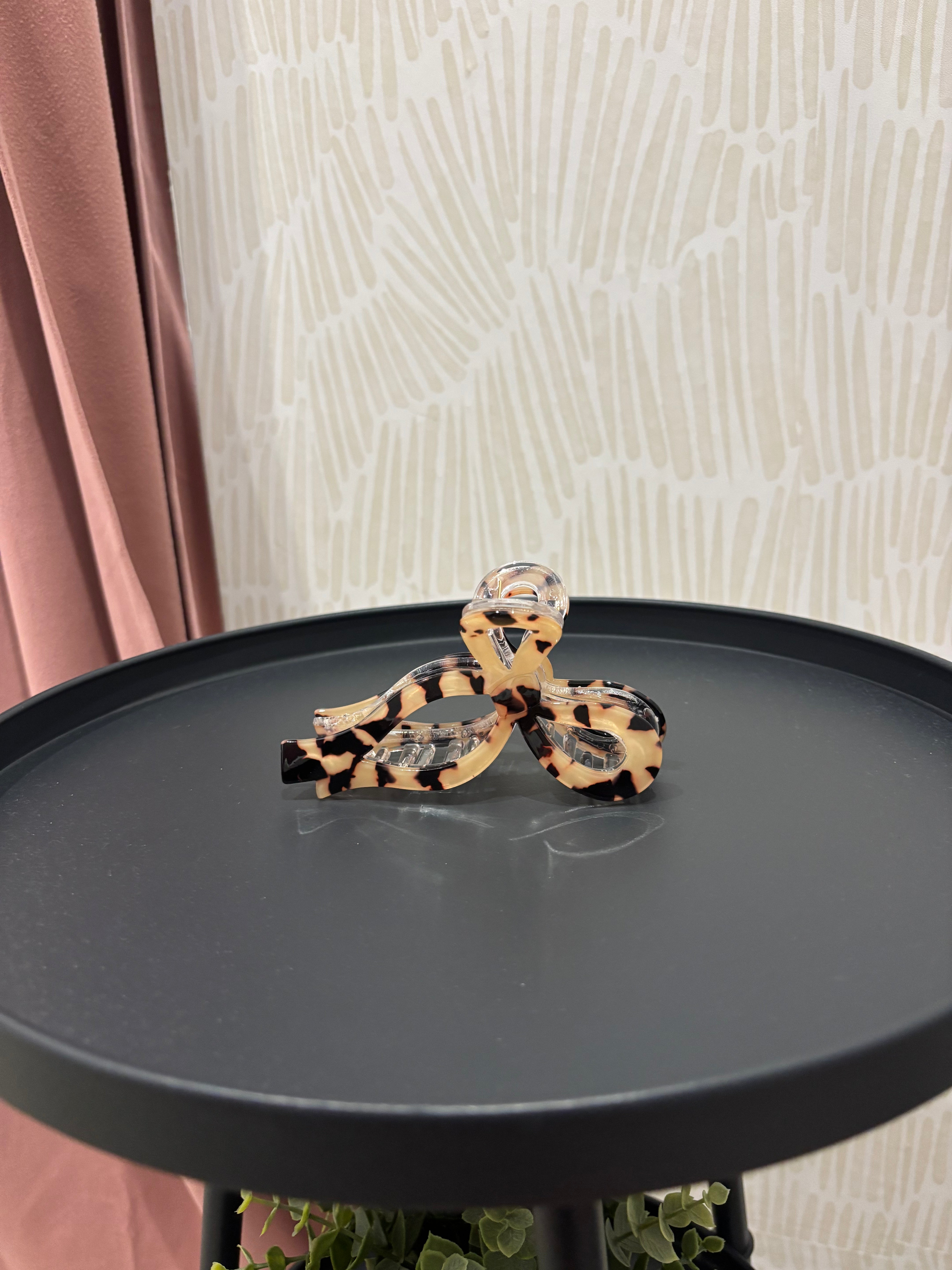 Jumbo Bow Hair Claw Clip | Leopard