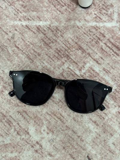 Round Frame Sunglasses | Black