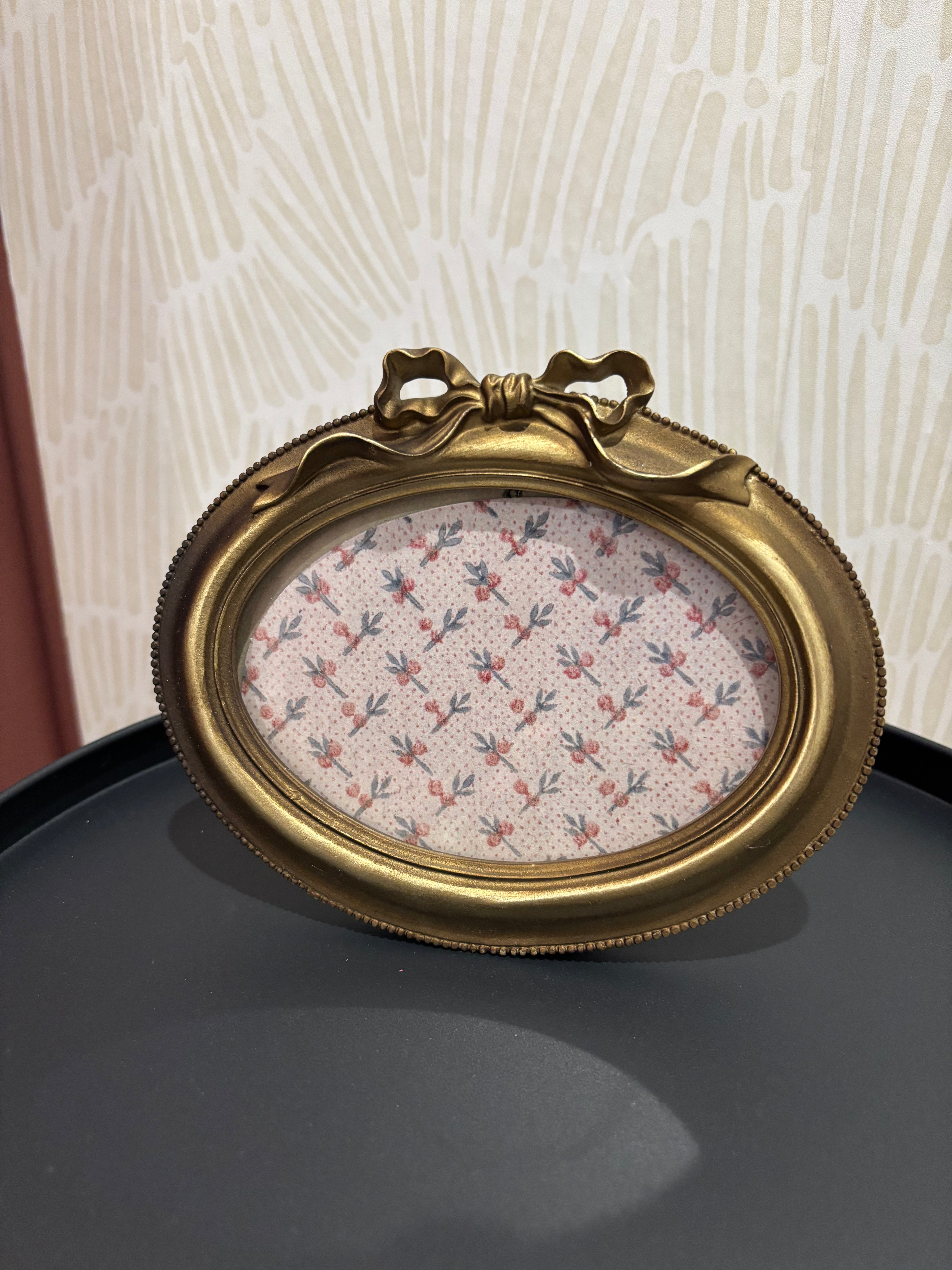 Bow Photo Frame