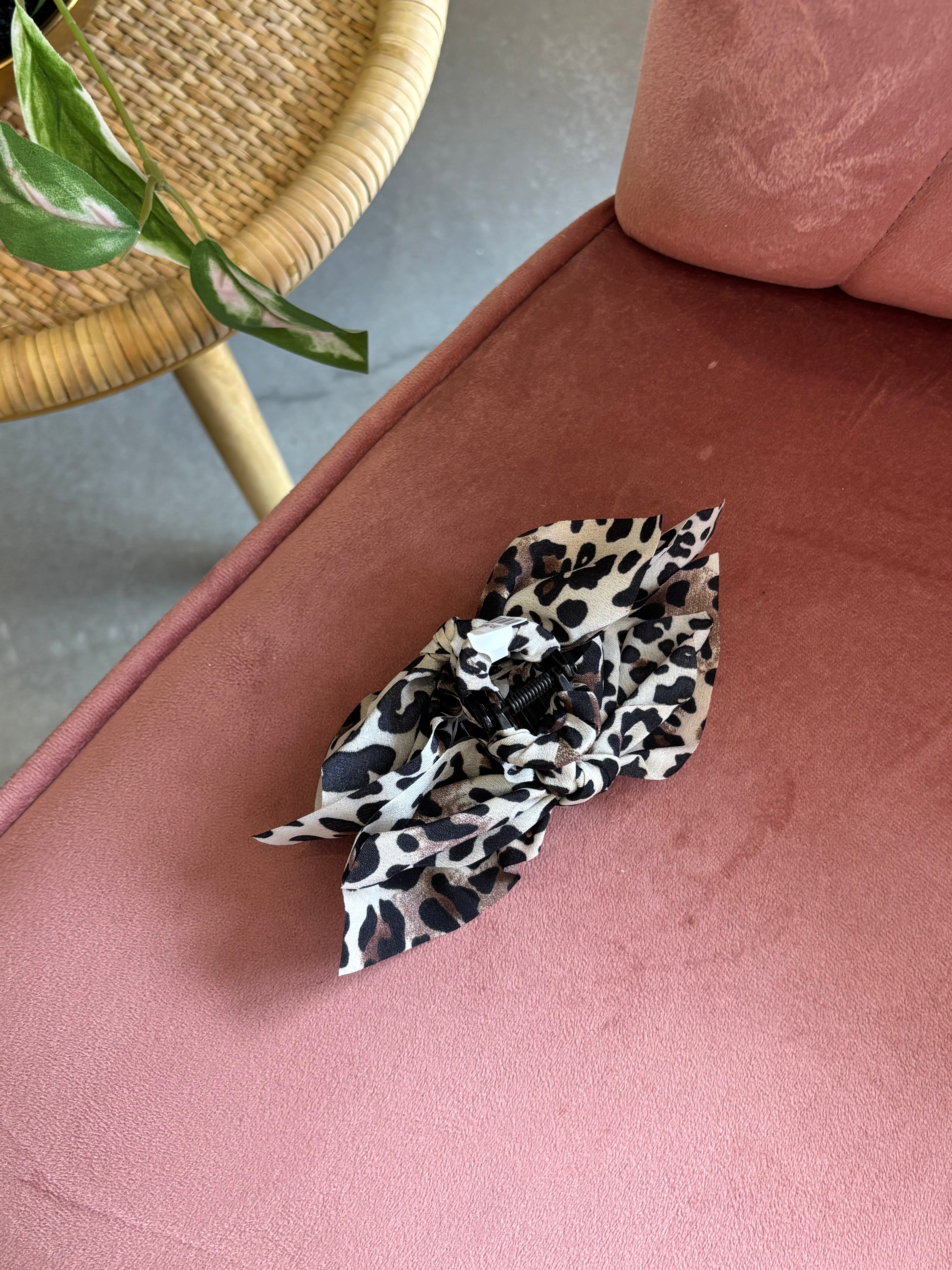 Boho Vintage Hair Claw Clip | Ivory Leopard