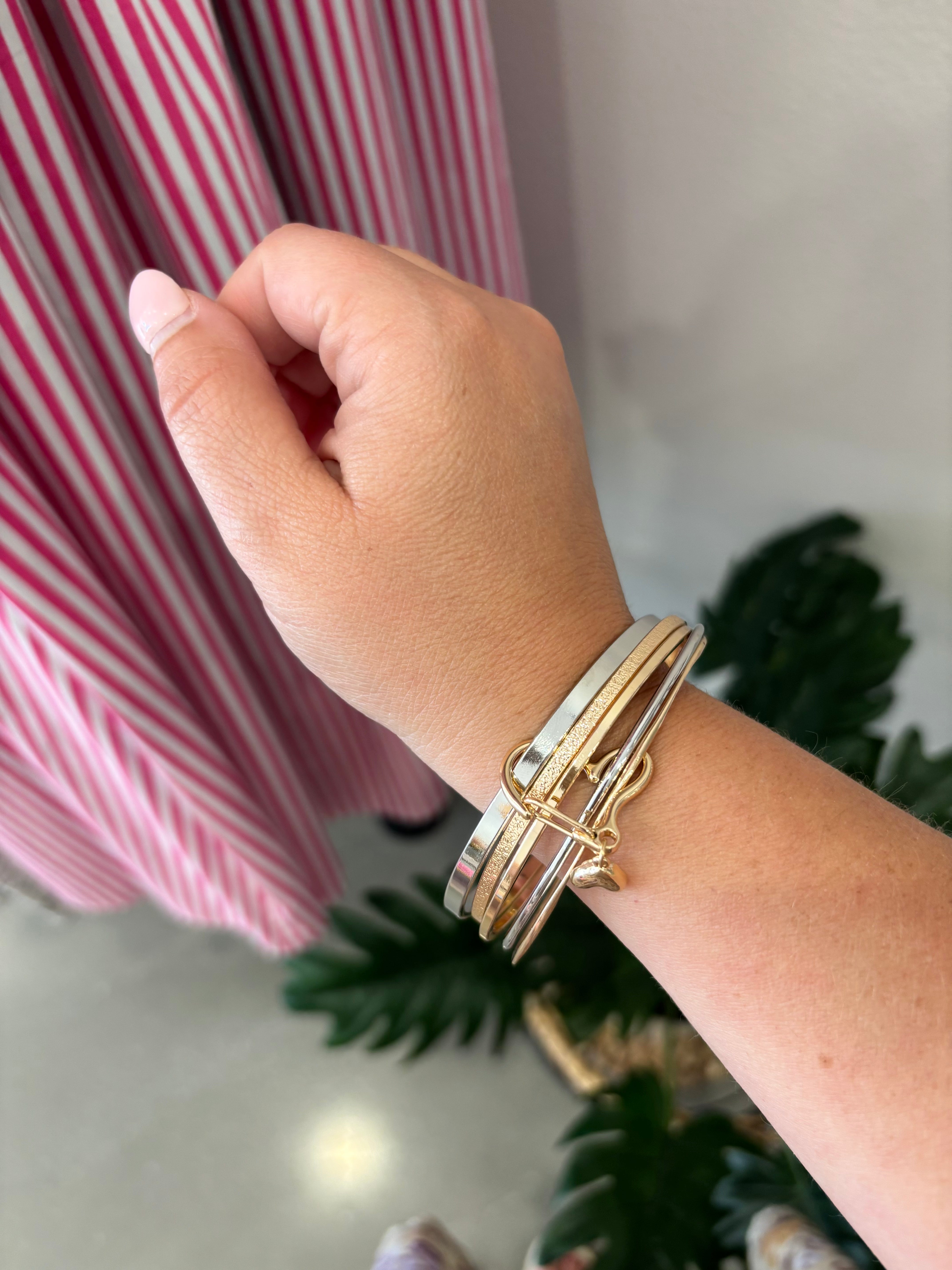 Heart Linked Multi Bangle Bracelet Set